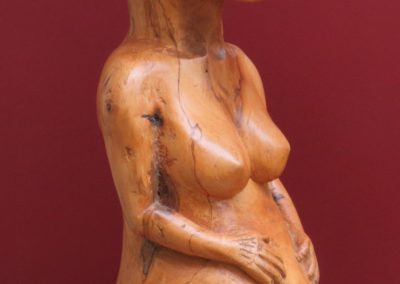 Dea Madre | Scultura a tutto tondo Legno di noce 55x20x20